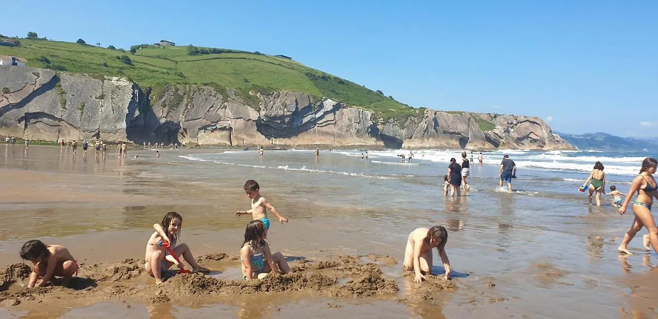 Zubeltzu Torre Villa Zumaia 0*,